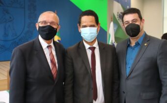 Amaro participa de solenidade do Depen no Palácio Iguaçu