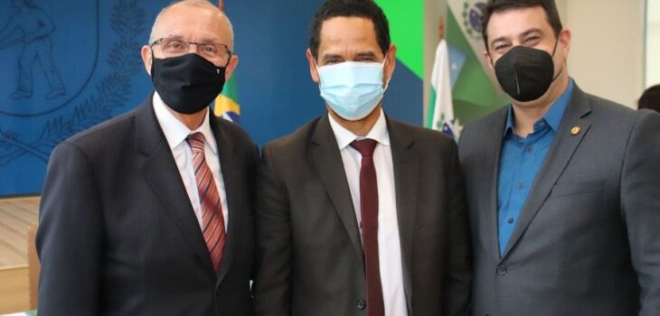 Amaro participa de solenidade do Depen no Palácio Iguaçu