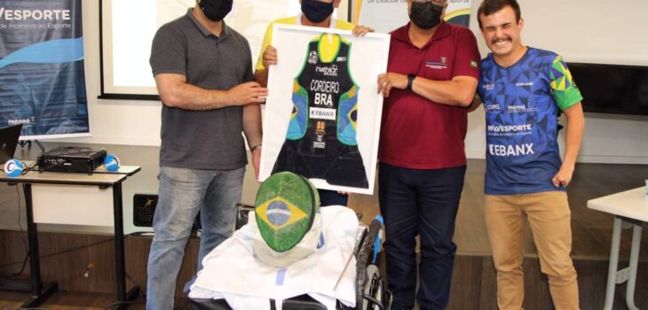 Deputado visita sede da autarquia esportiva