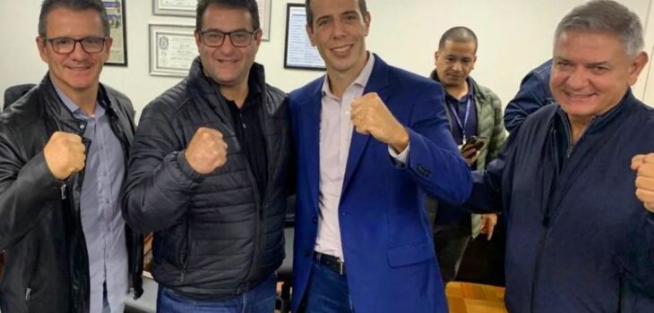 Deputado Amaro se encontra com secretários para viabilizar projeto de lei para os jovens nas escolas