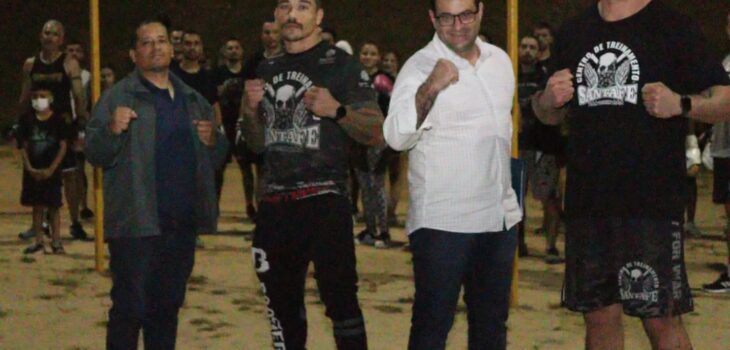 Amaro visita aulão marcial em praça pública na capital