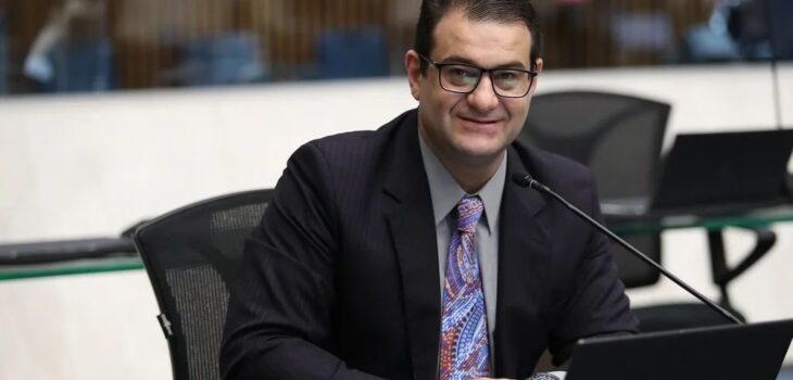 Instrutores de Artes Marciais agora são profissionais reconhecidos por lei / VEJA VÍDEO