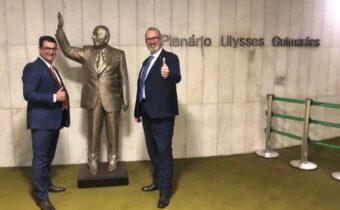 Deputado Amaro participa da Sessão Solene em comemoração aos 45 anos da Universal em Brasília