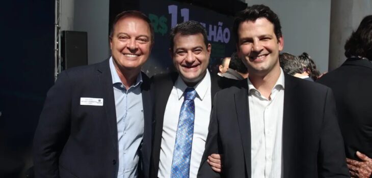 Amaro participa de cerimonia do Governo sobre repasse de mais 1,1 bilhão ao Estado