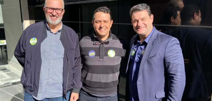 Deputado Amaro visita a sede da Rede CNT em Curitiba