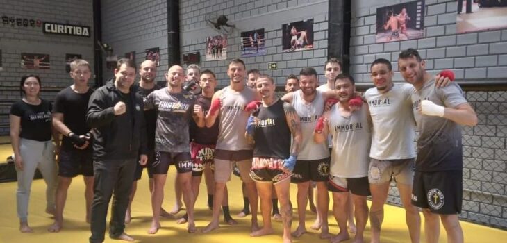 Deputado Amaro visita academia Imortal em Curitiba