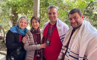 Deputado Amaro participa da Santa Ceia em Israel, e ora por todos no Brasil