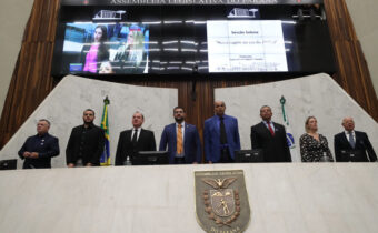 Deputado Amaro homenageia o dia do síndico em Sessão Solene na Alep