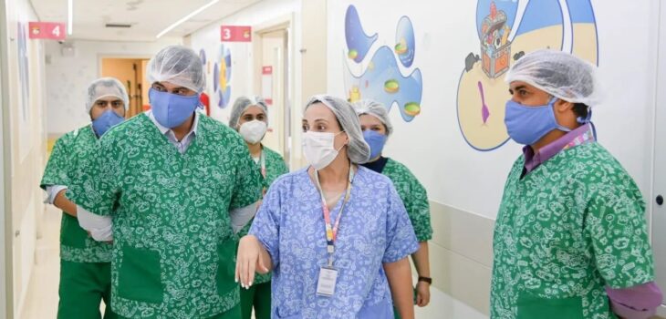 Deputado Amaro visita hospital Pequeno Príncipe em Curitiba