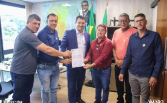 Amaro destina emenda para o município de Pinhal de São Bento