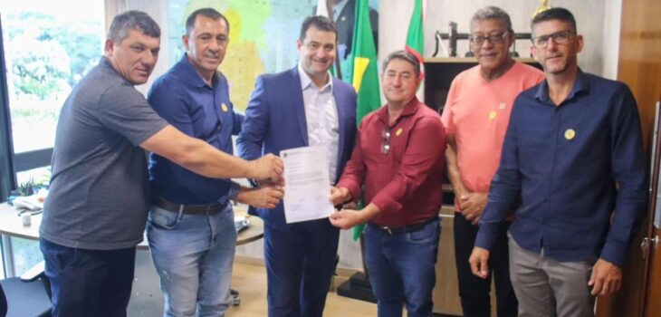 Amaro destina emenda para o município de Pinhal de São Bento