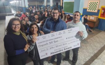 Amaro entrega mais uma emenda do escola mais bonita