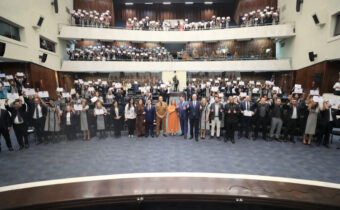 Dia do Obreiro Universal é celebrado na Assembleia Legislativa do Paraná