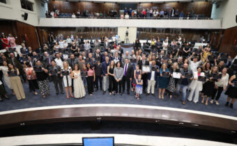 Premiação reconhece esforço e contribuição de empreendedores no Paraná