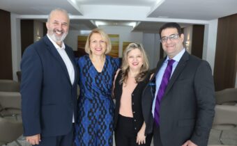 Deputado Amaro realiza culto na Assembleia Legislativa do Paraná