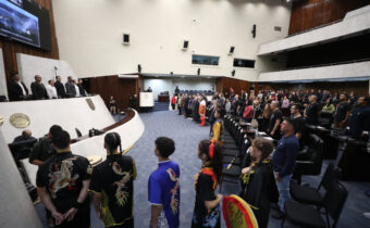 Mestres do Kung Fu recebem homenagem em solenidade realizada na Assembleia Legislativa pelo deputado Alexandre Amaro