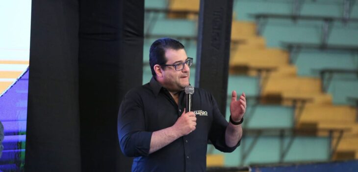 Deputado Amaro prestigia evento esportivo no Tarumã