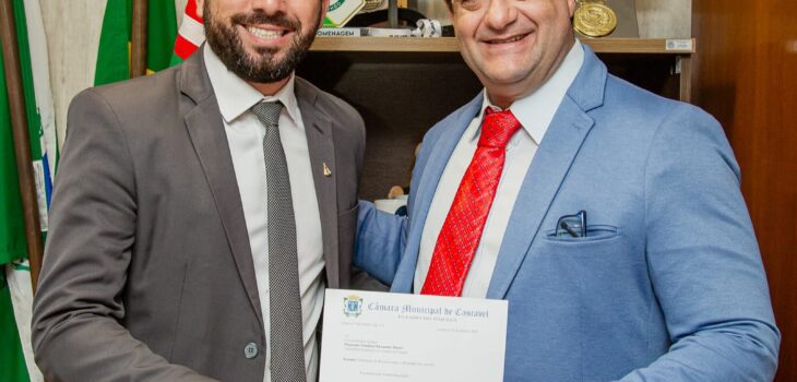 Deputado Amaro recebe lideranças e autoridades no gabinete da Alep