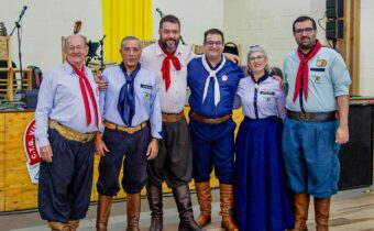 Deputado Amaro participa do Destaque Tradicionalista no CTG 20 de setembro