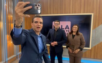 Deputado e pastor Alexandre Amaro participa do programa Fala que eu te escuto da Record Tv em São Paulo