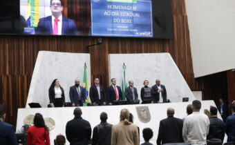 Deputado Amaro homenageia nomes que fazem história no boxe paranaense