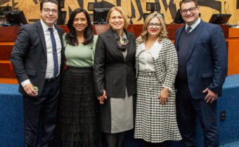 Amaro participa da Sessão Solene ao dia do obreiro em Ponta Grossa