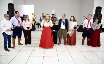 Amaro visita CTG tradicional em Toledo