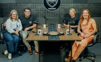 Cris Cyborg participa do Podcast Dezembro Faixa Preta com Amaro